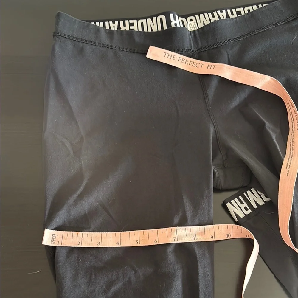 Under Armour Black Capri Leggings - Picture 9 of 9